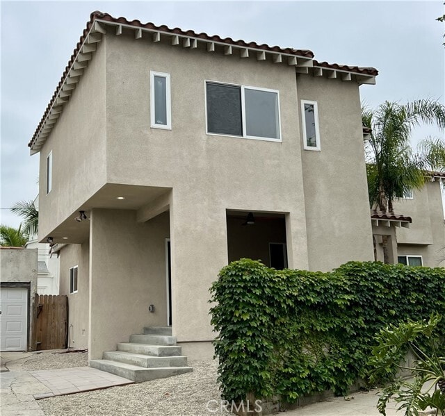 Building Photo - 1100 S Highland Ave
