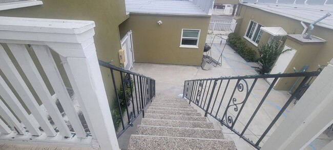 Photo - 6202 Cherry Ave