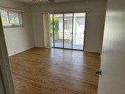 Photo - 10514 Moorpark St