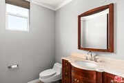Photo - 632 Kings Rd Unit 202