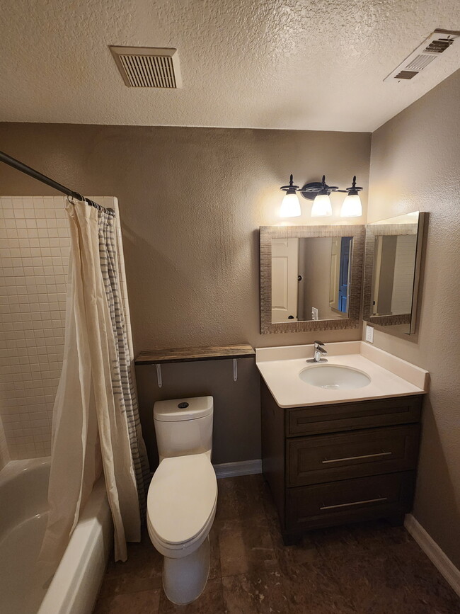 Building Photo - 8040 E Snapdragon Ln Unit 8040 E Snapdragon Lane