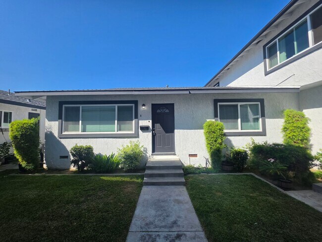 Photo - 1006 California St Unit B