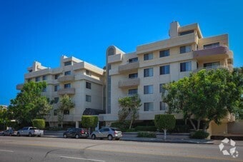 Building Photo - 4800 Sepulveda Blvd. Rental