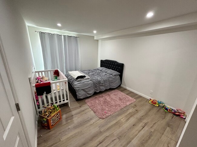 Photo - 6724 Nestle Ave