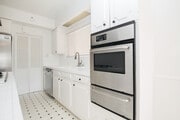 Photo - 8149 Blackburn Ave Unit 8149