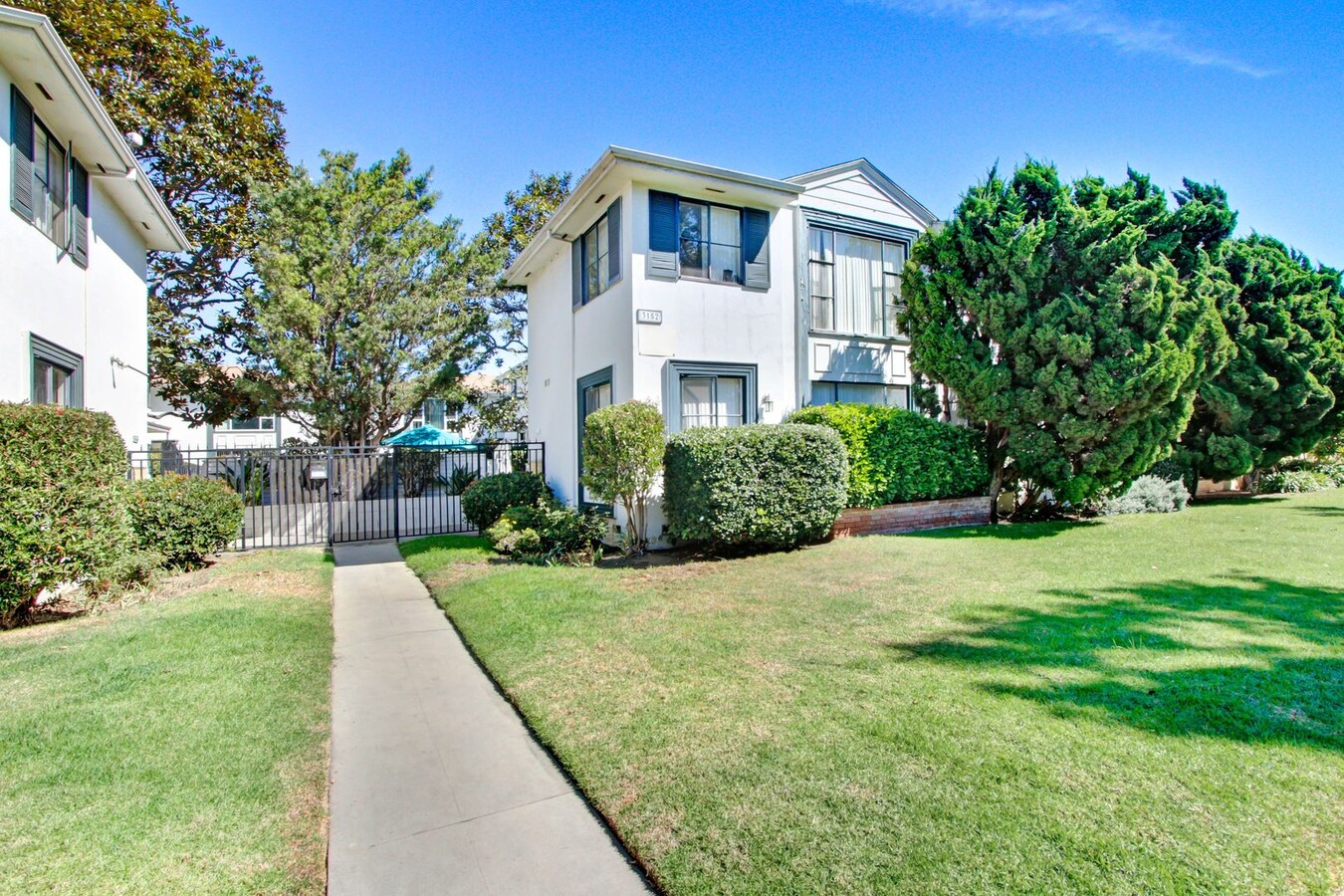 3144-3152 S. Barrington Ave in Mar Vista - Has a Pool! - 3144-3152 S. Barrington Ave in Mar Vista - Has a Pool! Unit 3152L