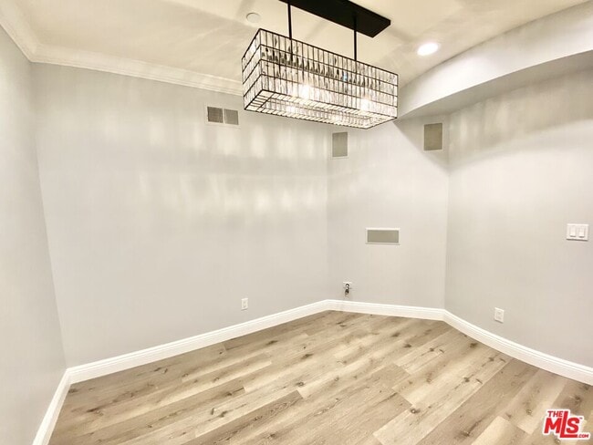 Photo - 1135 Rexford Dr Unit 102