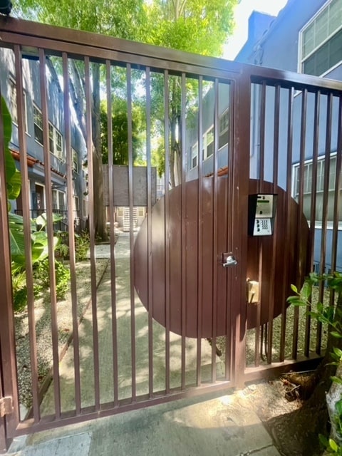 Photo - 530 N San Vicente Blvd