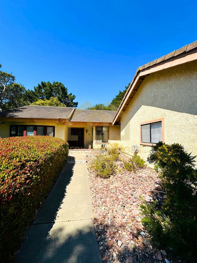 Photo - 1121 Pellham Dr House