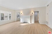 Photo - 837 N Alfred St Condo