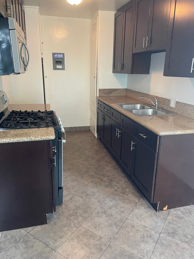 Photo - 8974 Cadillac Ave