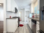 Photo - **2025 Euclid Ave Long Beach** Beautiful 3 bedroom 2 bath !!2 weeks free OAC!!