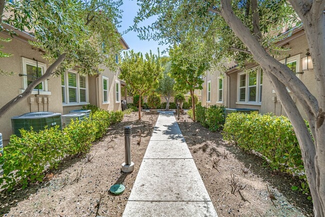 Photo - COMING SOON! 3 Bedroom Townhome for Rent in Valencia!
