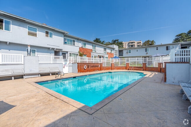Los Feliz Arms - Los Feliz Arms Apartments