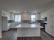 Photo - 2137 Cumberland