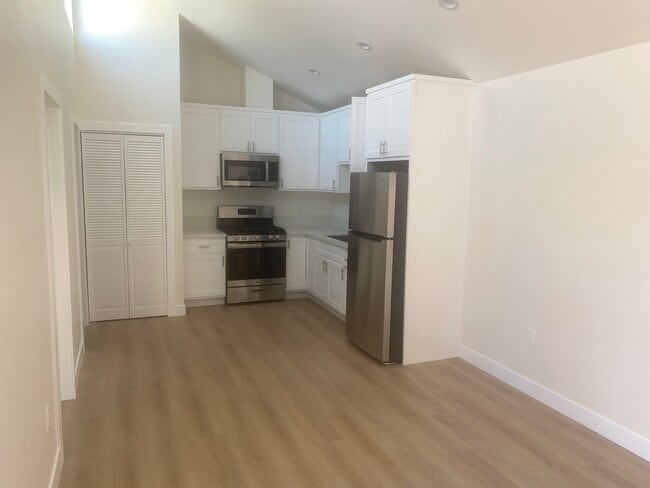 Photo - 2916 E 10th St Unit A