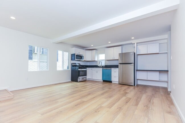 Photo - 1855 Euclid Street Residences Unit 1851 B