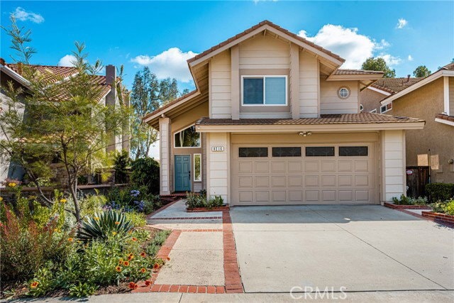 Building Photo - 8216 E Flowerwood Ave