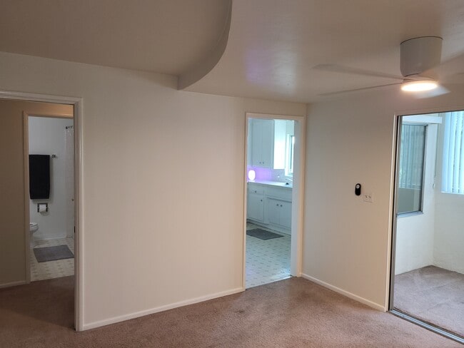 Photo - 2302 E 2nd St Unit 2E