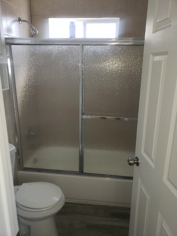 Photo - 1540 W 58th St