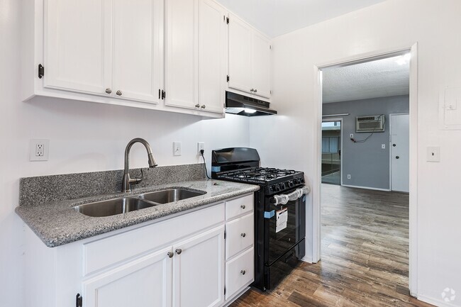 Building Photo - 1215 N McCadden Pl Rental