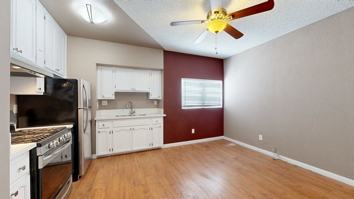 3D Tour - 730 W 73rd St