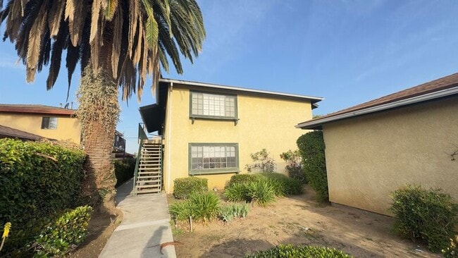 Photo - 539 N Alameda Ave Unit #4