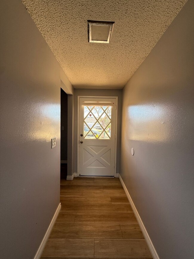 Photo - M12150 Unit House