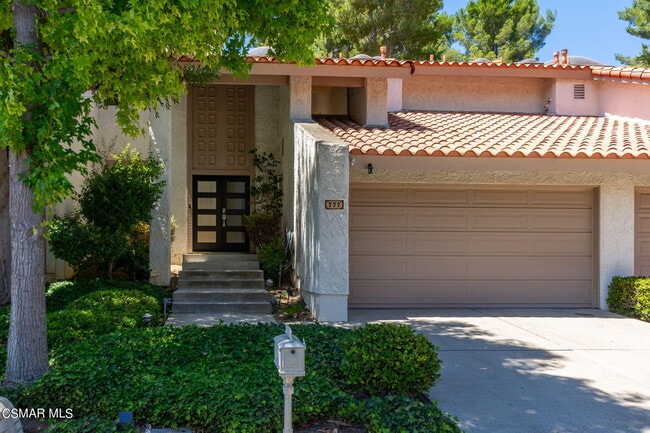 Photo - 777 N Valley Dr Townhome