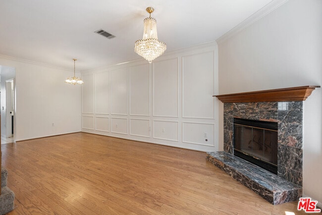 Photo - 13030 Moorpark St