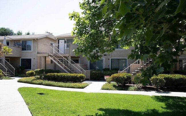 Photo - 638 Bridgeport Cir Unit 638 Bridgeport