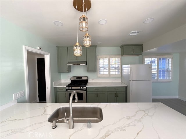 Photo - 522 W 4th St