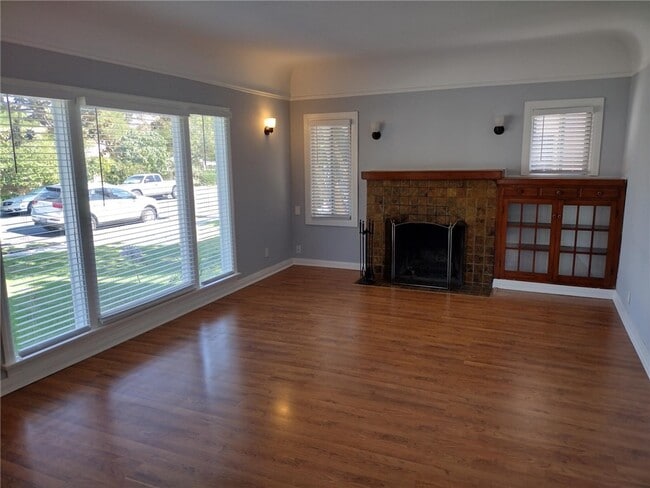 Photo - 1629 Cota Ave