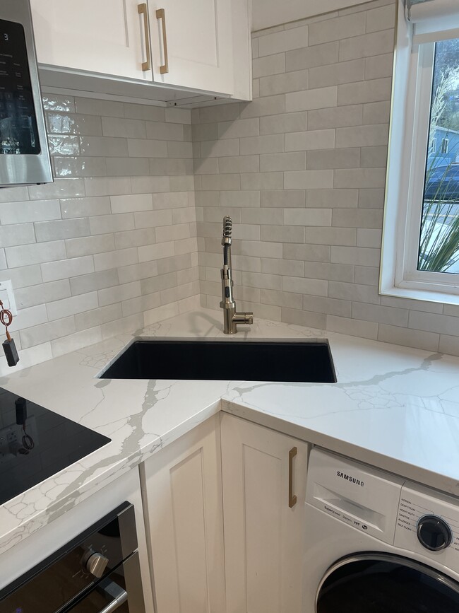 Photo - 3623 1/4 Fletcher Dr Unit 3623 1/4 Fletcher Dr