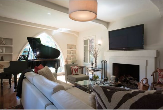 Living Room - 438 Smithwood Dr Unit a