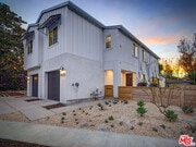 Photo - 5600 W 78th St House