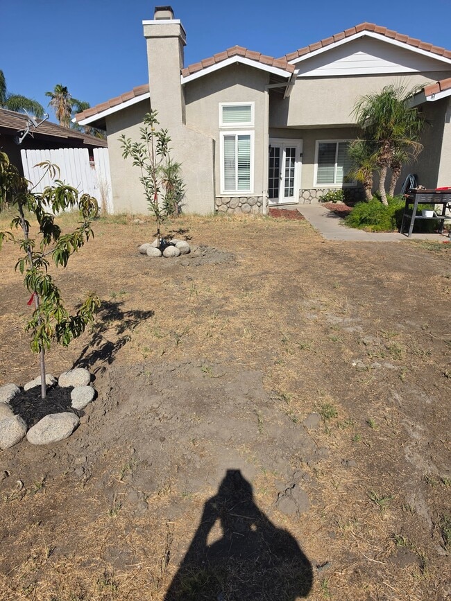 Building Photo - 668 Kesha Ct