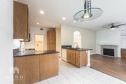 Photo - 305 Diamante Way