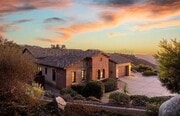 Photo - ***Luxurious Mediterranean 4 bed / 3 bath ... House
