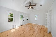Photo - 220 Monte Vista Ave Unit B