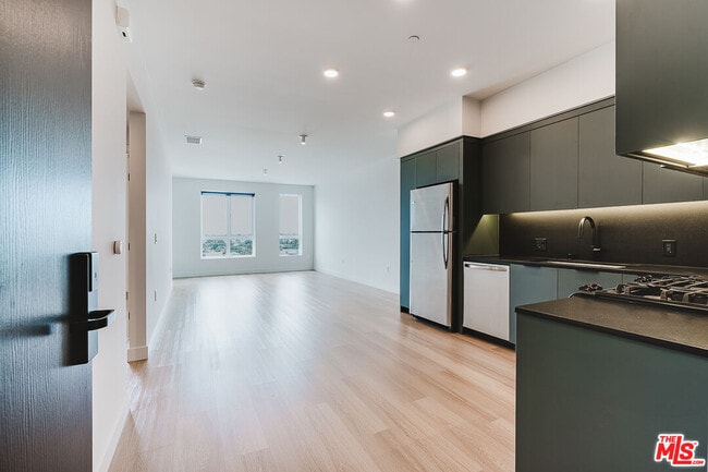 Photo - 10601 Washington Blvd Condo Unit 728