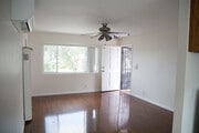 Photo - 4600 Catalpa St Apartment Unit 3