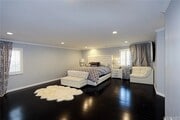 Master Suite - 16513 Moorpark St House