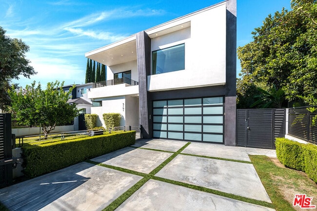 Photo - 5101 Rubio Ave