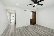 Photo - 1745 N Holbrook St