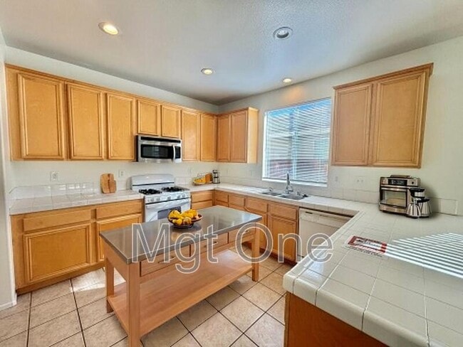 Photo - 16893 Tack Ln