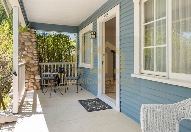 Photo - 918 N Milpas St