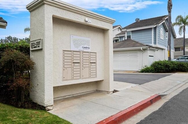 Photo - 13667 Tiverton Rd Townhome