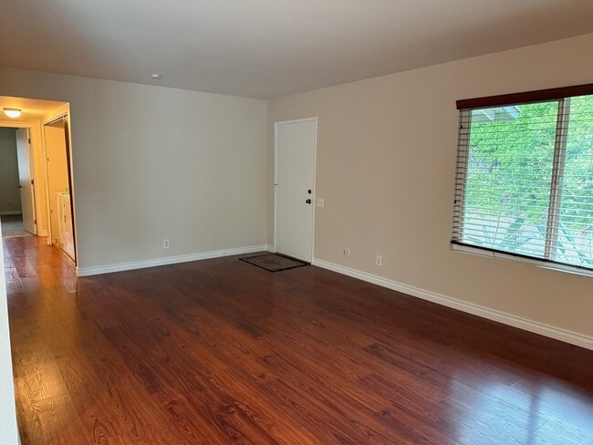 Photo - 20279 Green Hill Ln