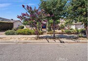 Photo - 1461 E Grovecenter St